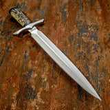 Handcrafted Bone Skull Art Dagger – Brutal Elegance Meets Artisan Precision