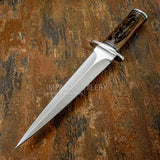 Buy from UK Knife store, this scrimshaw engraved dagger knife