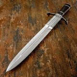 long double-edge blade, balanced proportions, and refined Wenge wood handle create a piece that is equally suited for collectors, historical enthusiasts